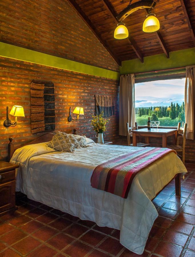Posada Larsen El Calafate Exterior photo